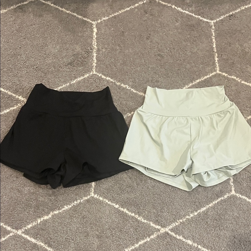 HALARA Women's Black and Light Gray Athletic Shorts